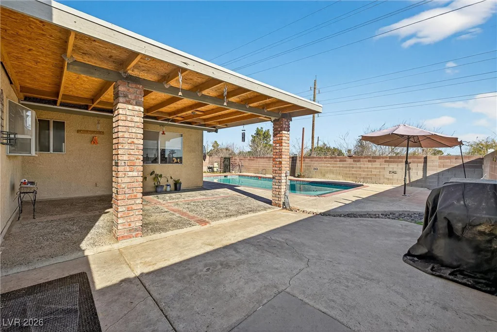 3828 Vista Largo, Las Vegas, NV 89121
