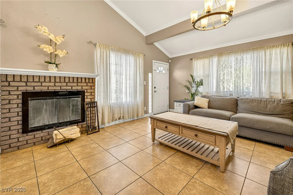 3828 Vista Largo, Las Vegas, NV 89121
