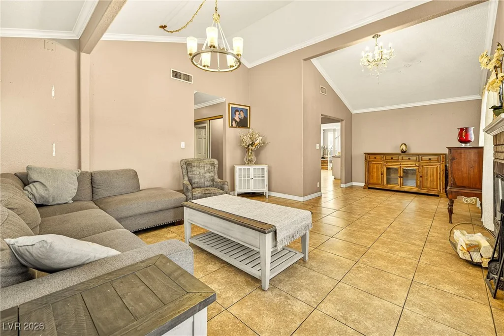 3828 Vista Largo, Las Vegas, NV 89121