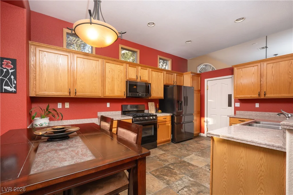8865 Windsor Hill, Las Vegas, NV 89123