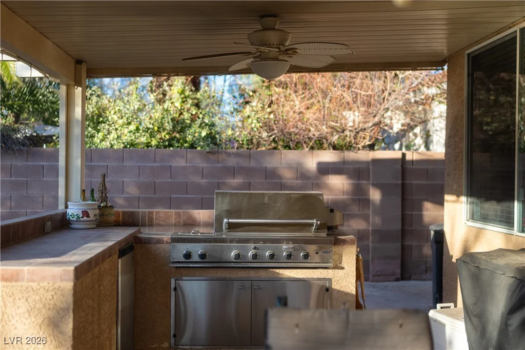 8865 Windsor Hill, Las Vegas, NV 89123