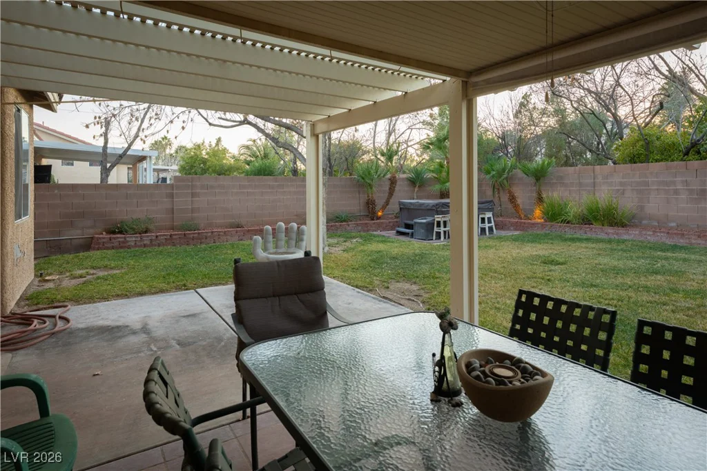 8865 Windsor Hill, Las Vegas, NV 89123