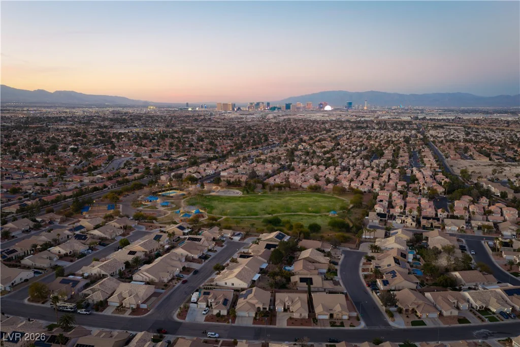 8865 Windsor Hill, Las Vegas, NV 89123