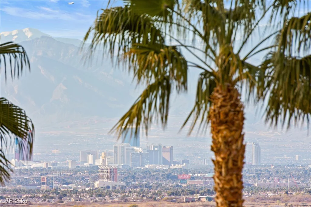 1013 Calico Ridge, Henderson, NV 89011