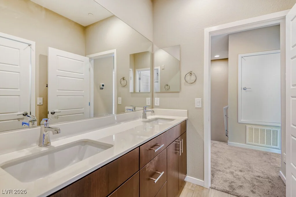 11270 Hidden Peak, Las Vegas, NV 89135