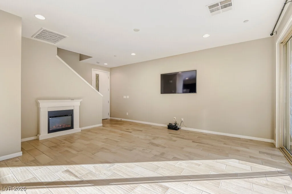 11270 Hidden Peak, Las Vegas, NV 89135