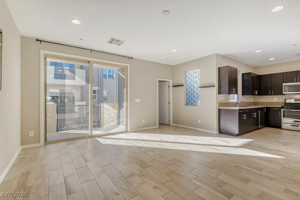 11270 Hidden Peak, Las Vegas, NV 89135