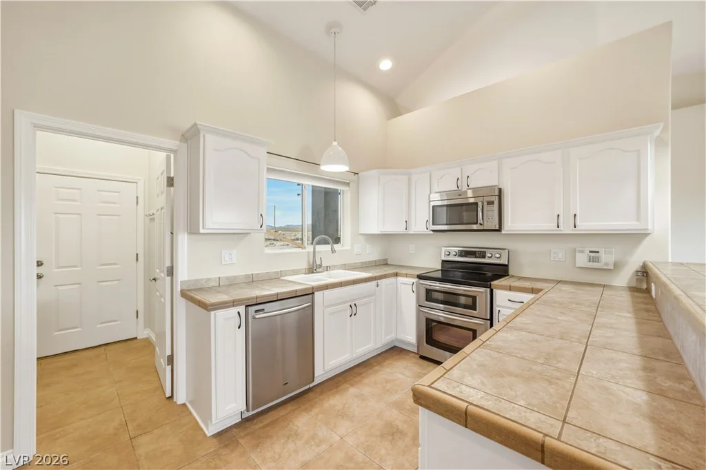 501 Leslie, Pahrump, NV 89060