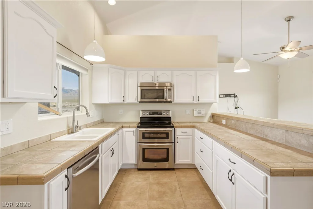 501 Leslie, Pahrump, NV 89060