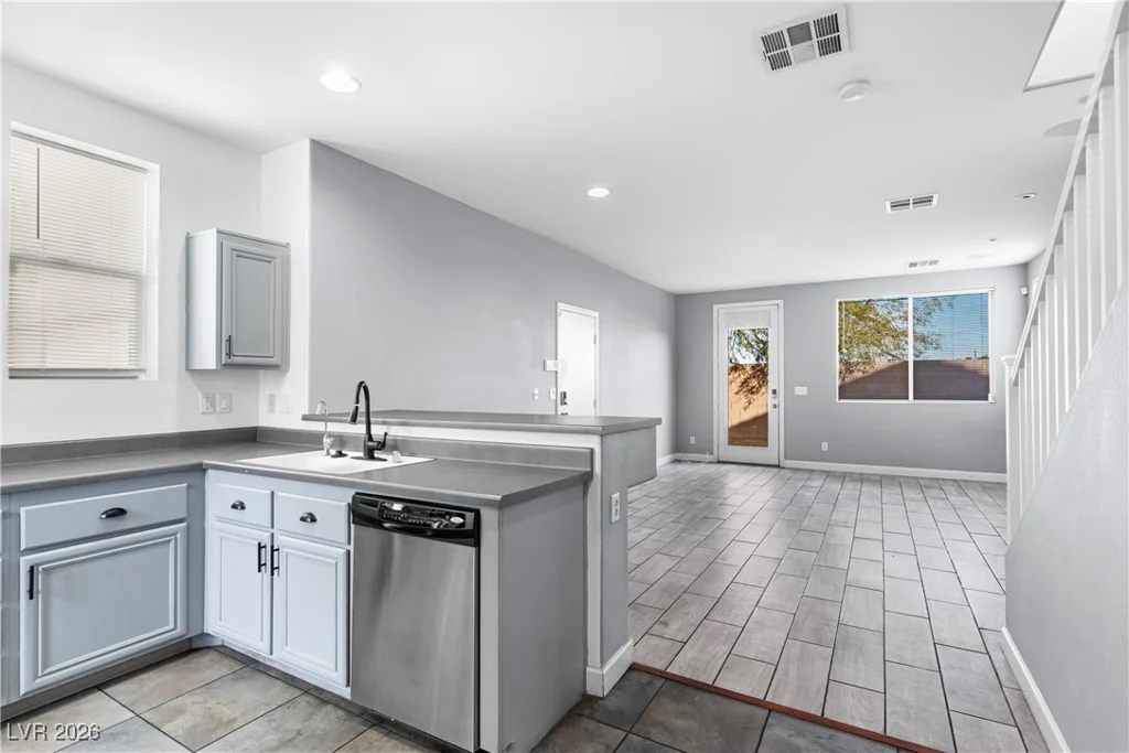 5324 Pendergrass, North Las Vegas, NV 89081