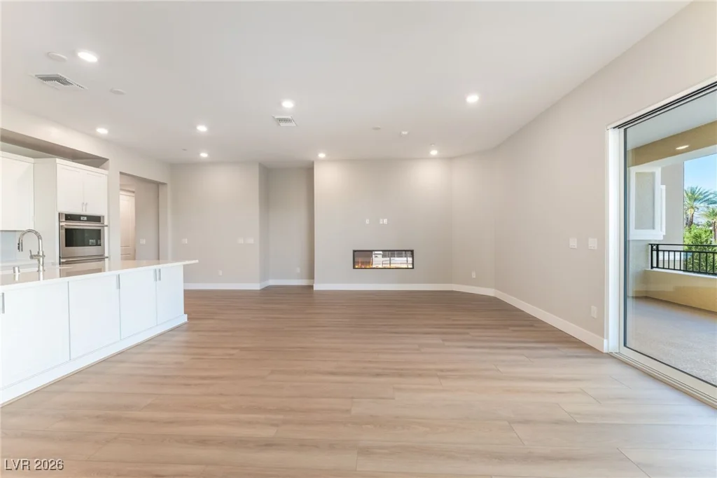 9132 Las Manaitas, Las Vegas, NV 89144