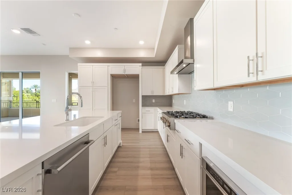 9132 Las Manaitas, Las Vegas, NV 89144