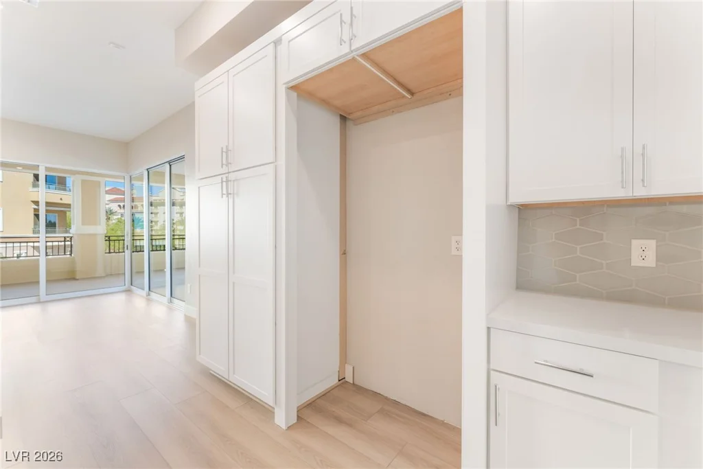 9132 Las Manaitas, Las Vegas, NV 89144