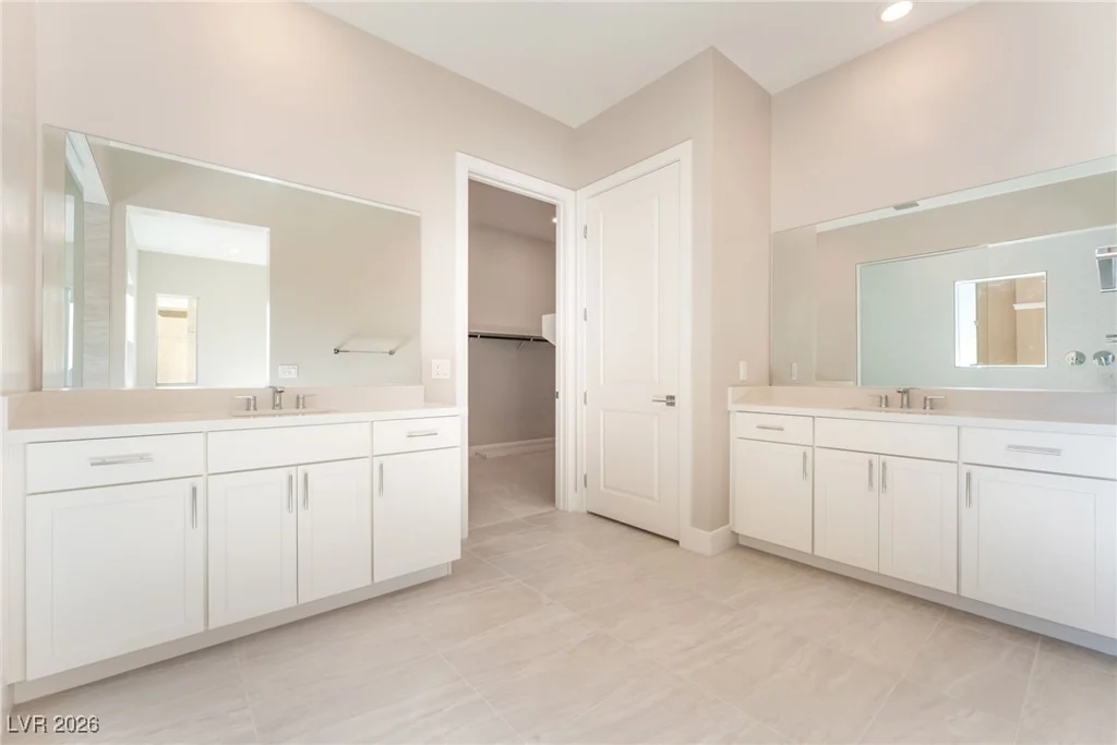 9132 Las Manaitas, Las Vegas, NV 89144