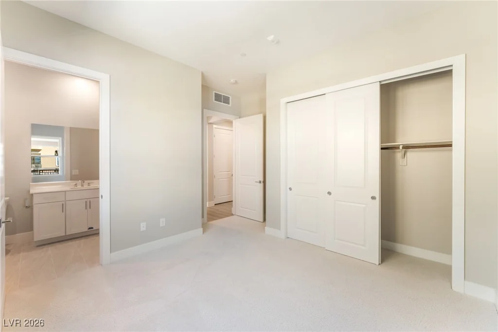9132 Las Manaitas, Las Vegas, NV 89144