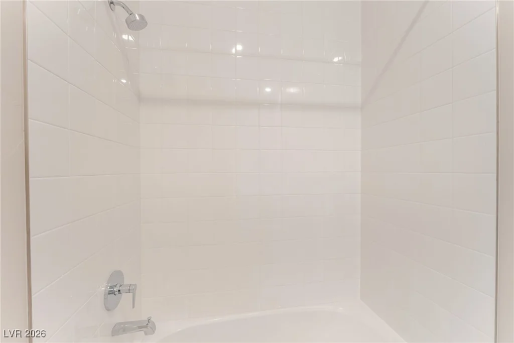 9132 Las Manaitas, Las Vegas, NV 89144