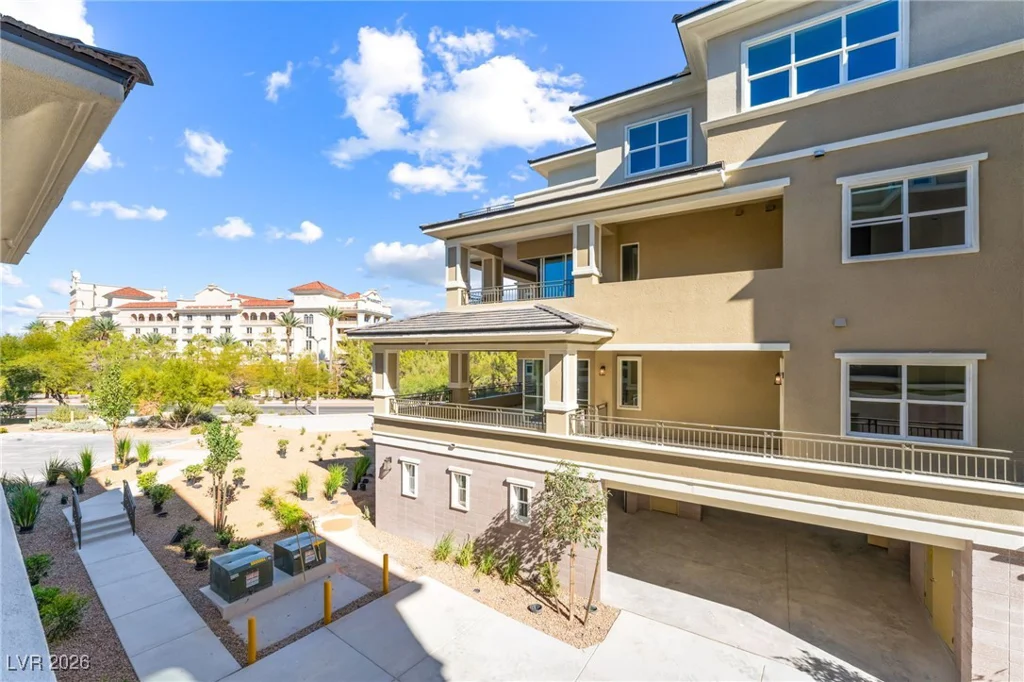 9132 Las Manaitas, Las Vegas, NV 89144