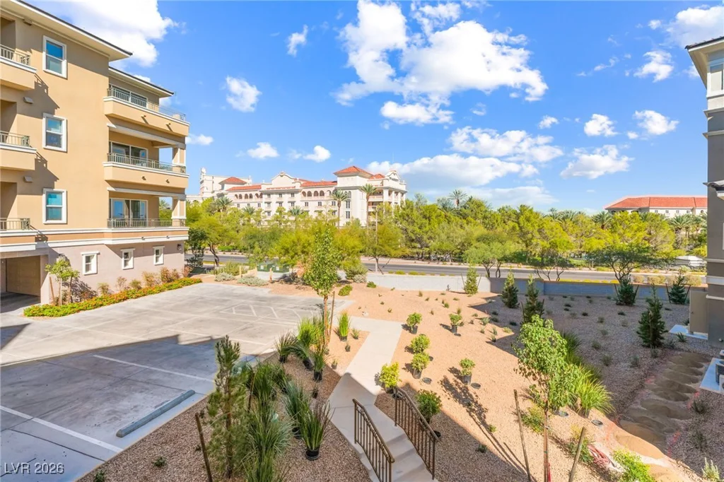 9132 Las Manaitas, Las Vegas, NV 89144