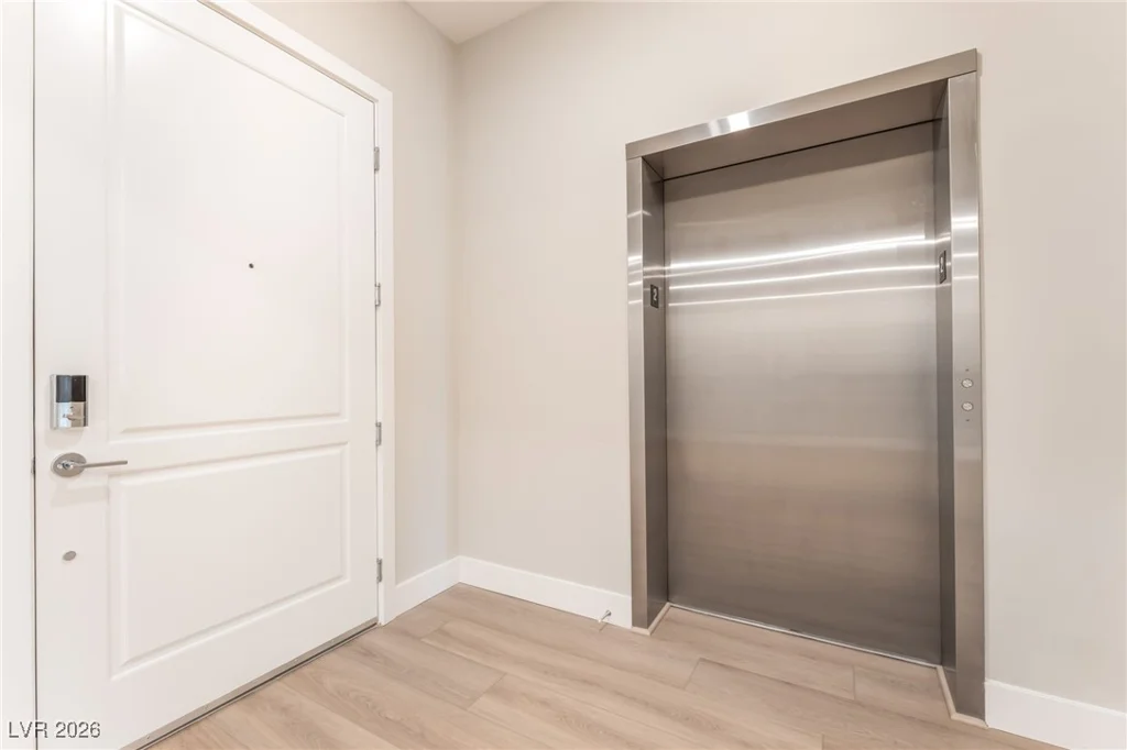 9132 Las Manaitas, Las Vegas, NV 89144