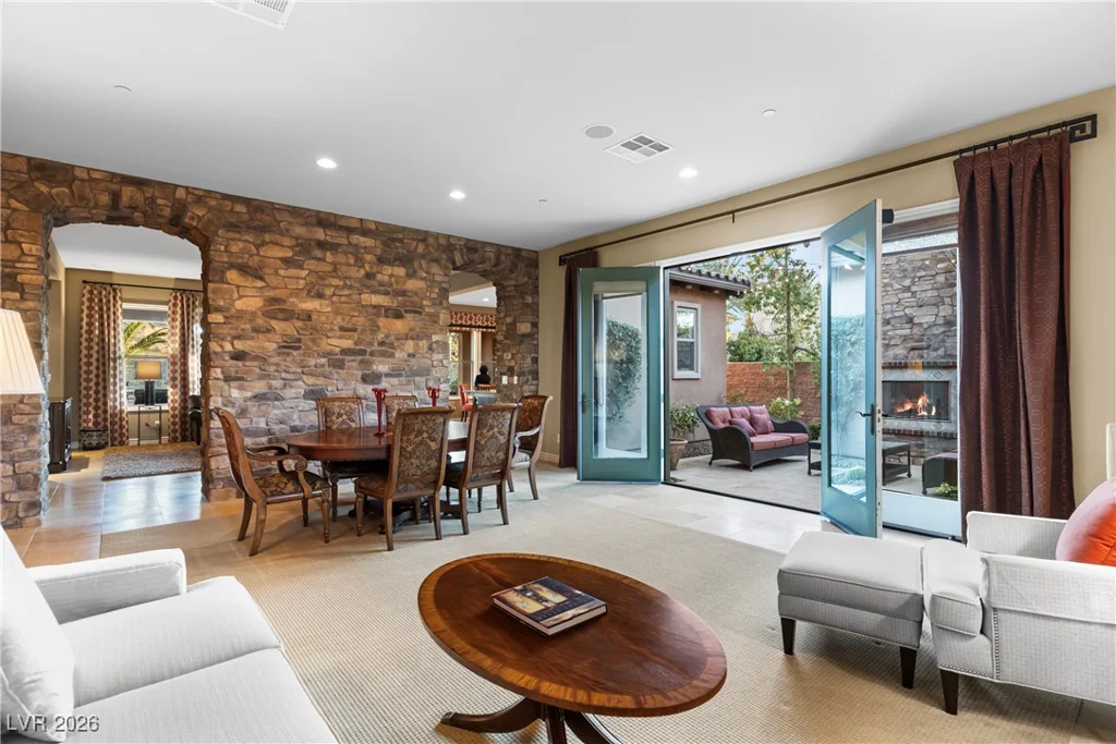 90 Contrada Fiore, Henderson, NV 89011