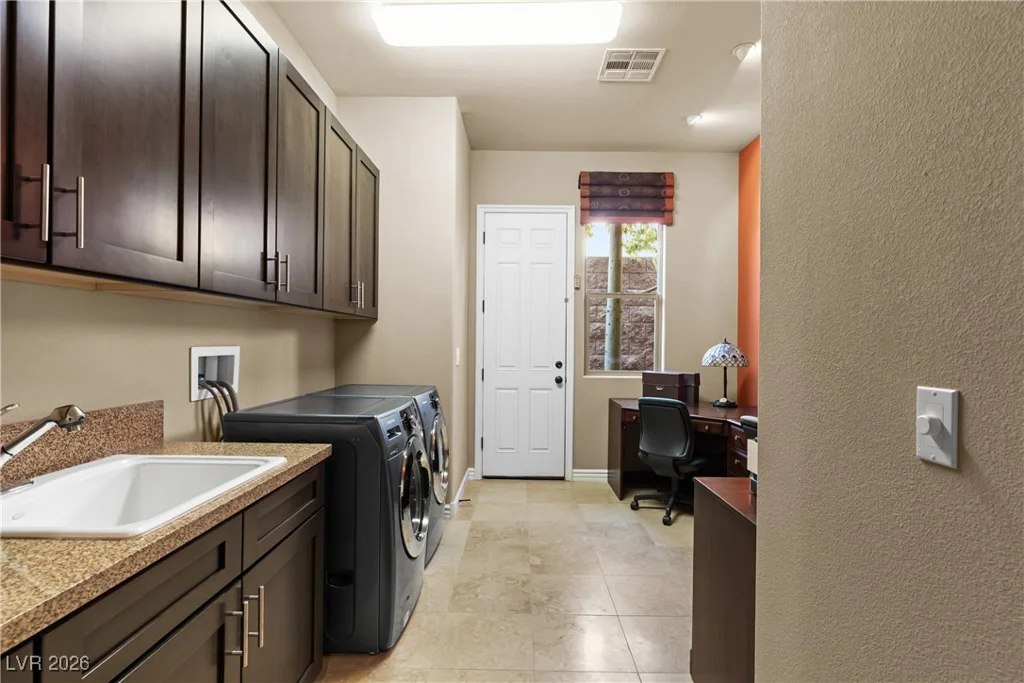 90 Contrada Fiore, Henderson, NV 89011