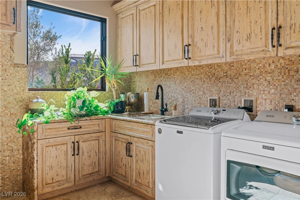 1123 Christian, Henderson, NV 89002