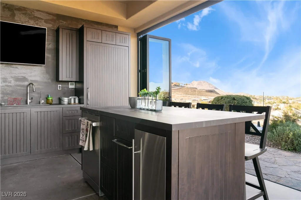 1123 Christian, Henderson, NV 89002