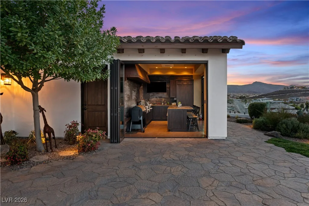 1123 Christian, Henderson, NV 89002