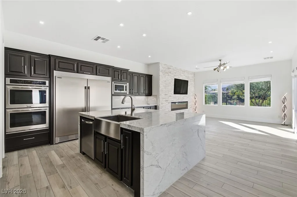 2603 Red Springs, Las Vegas, NV 89135