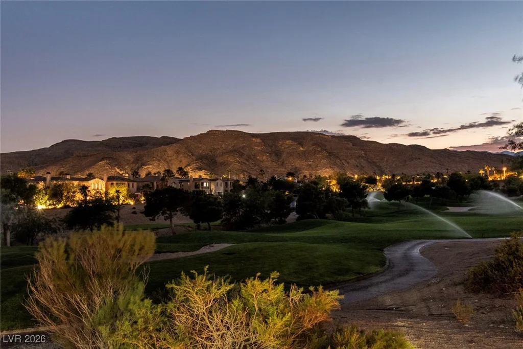 2603 Red Springs, Las Vegas, NV 89135