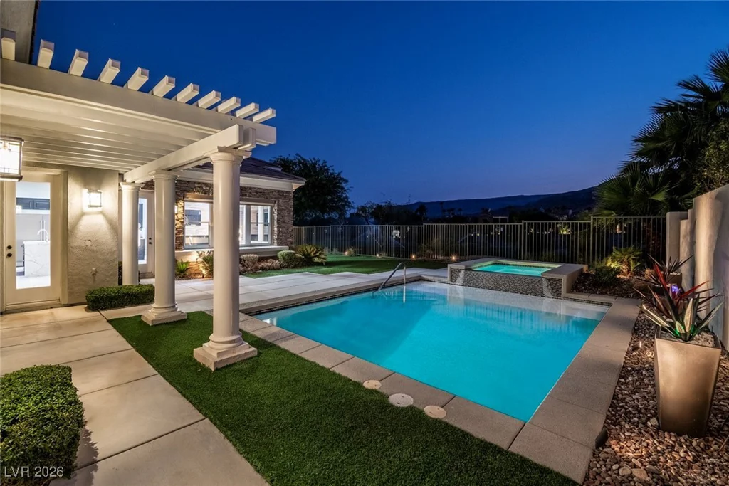 2603 Red Springs, Las Vegas, NV 89135