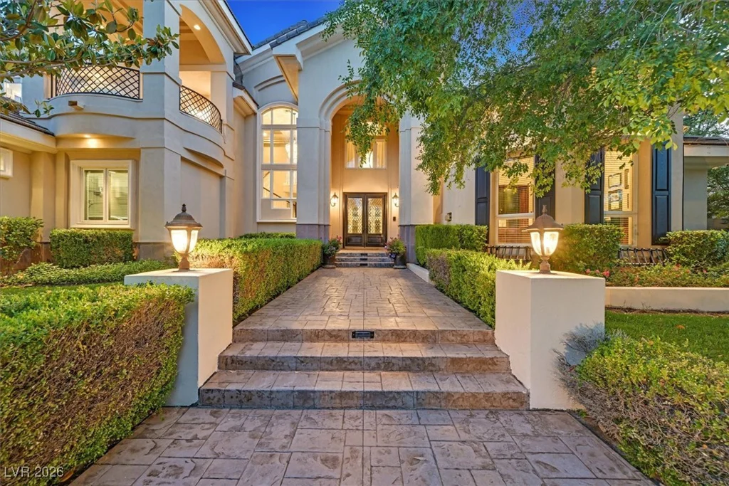 1809 White Hawk, Las Vegas, NV 89134