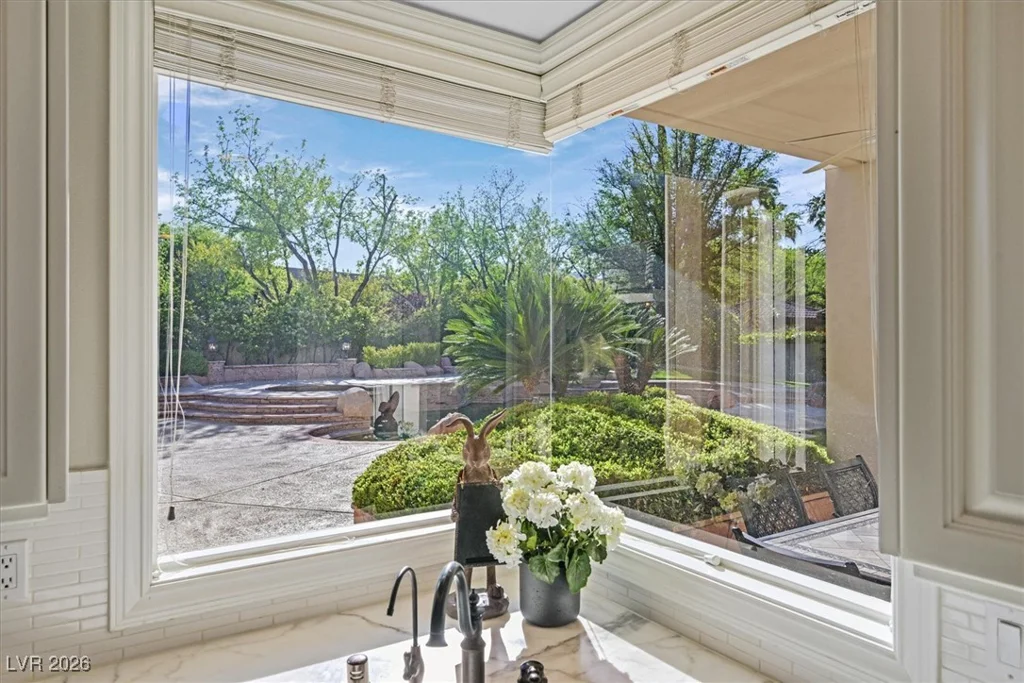 1809 White Hawk, Las Vegas, NV 89134