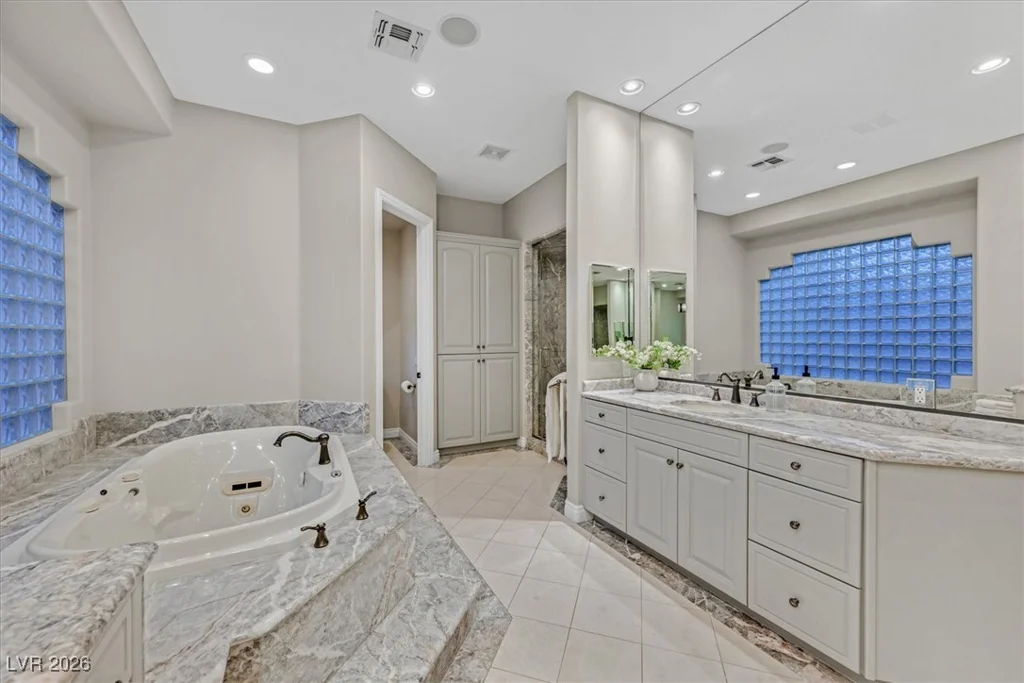 1809 White Hawk, Las Vegas, NV 89134