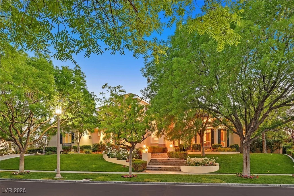 1809 White Hawk, Las Vegas, NV 89134