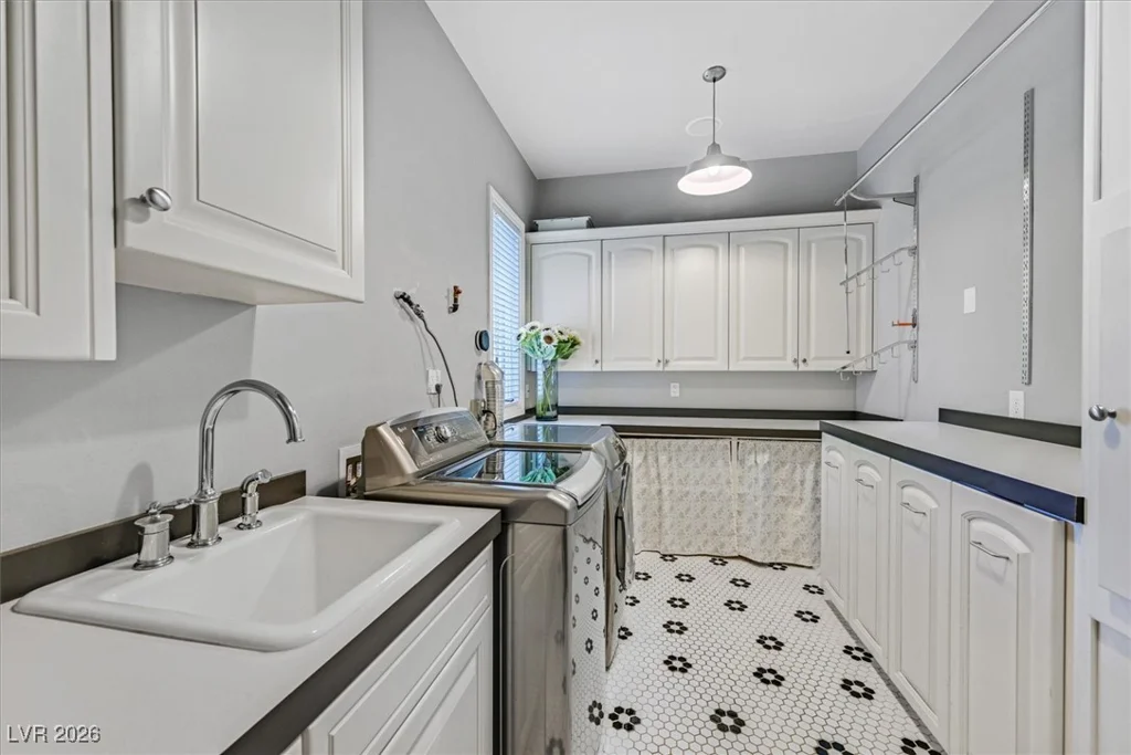 1809 White Hawk, Las Vegas, NV 89134