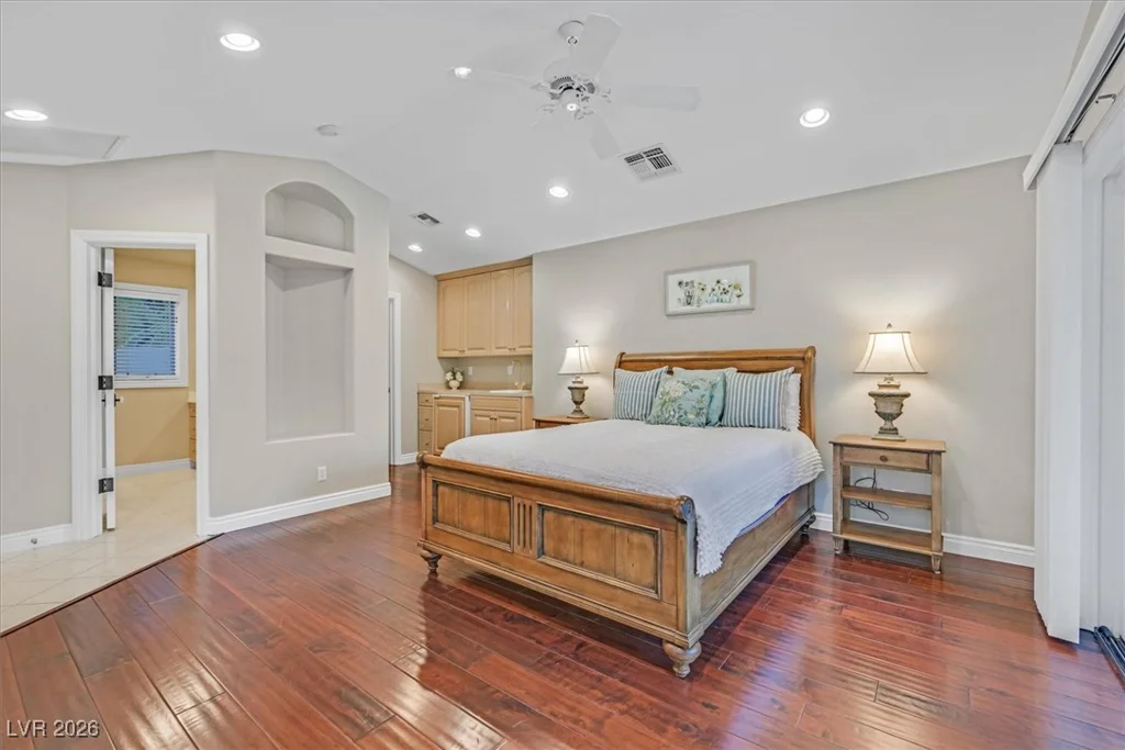 1809 White Hawk, Las Vegas, NV 89134