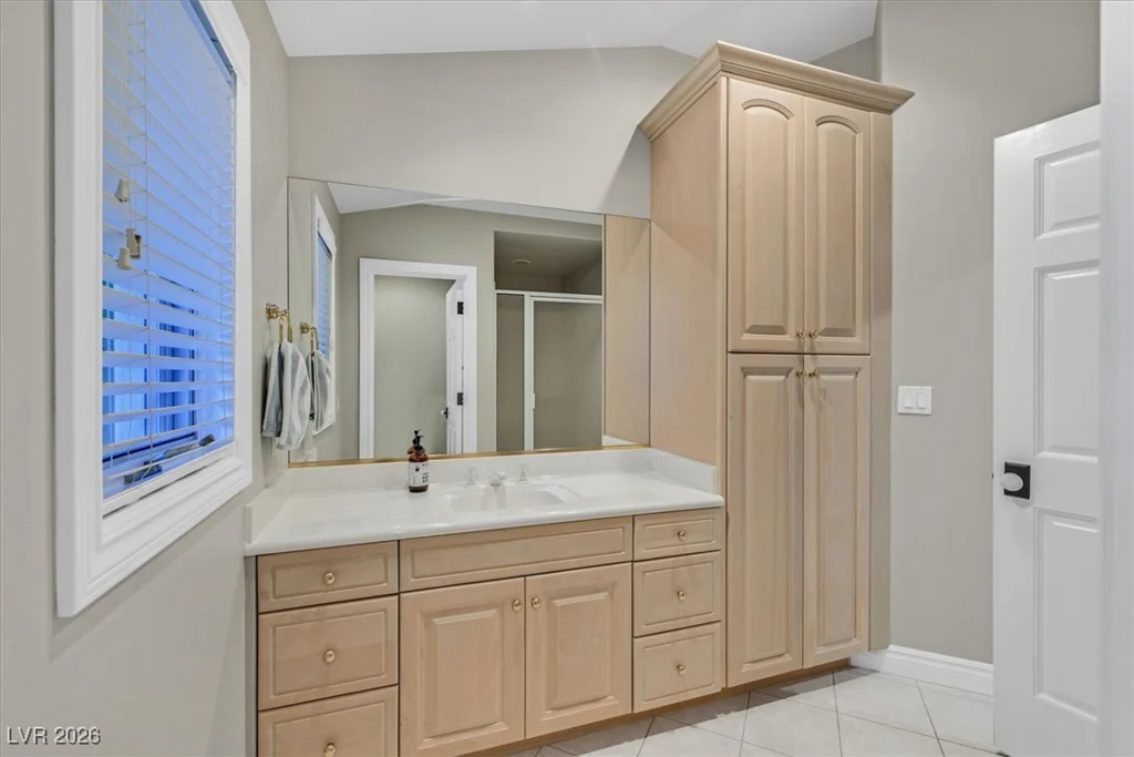 1809 White Hawk, Las Vegas, NV 89134