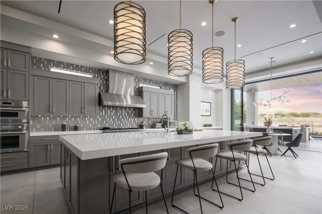 8 Sun Glow, Las Vegas, NV 89135