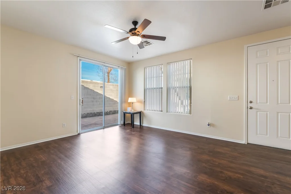 2528 Living Rock, Las Vegas, NV 89106