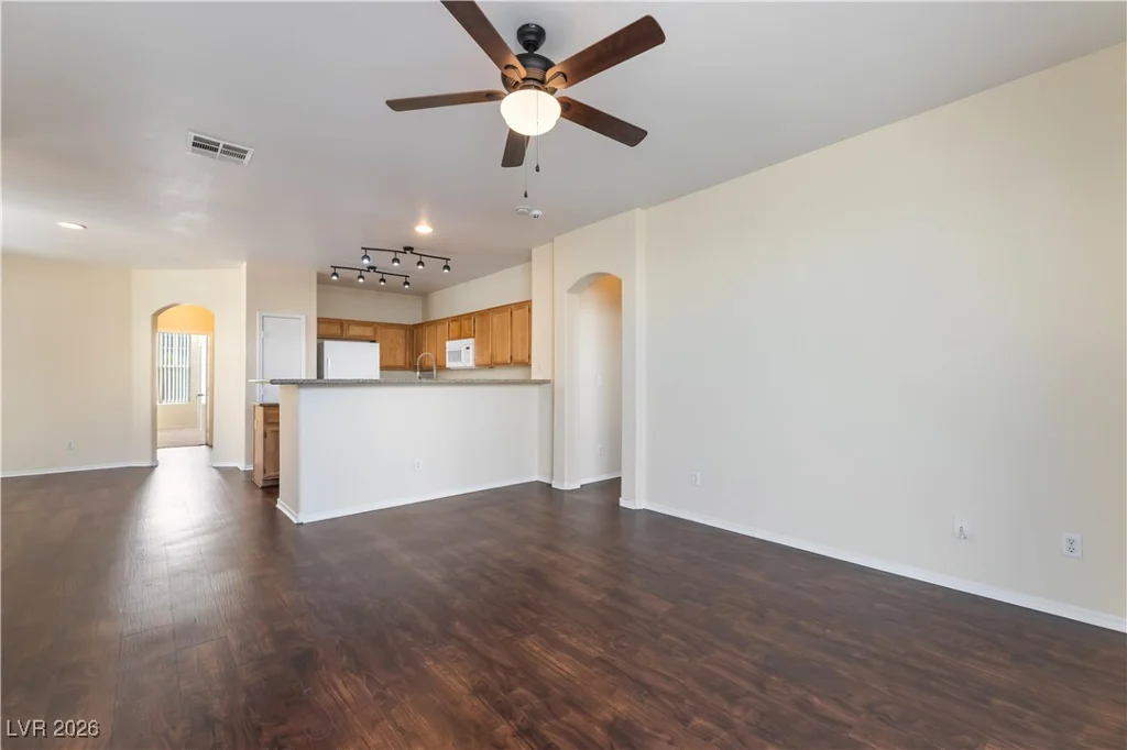 2528 Living Rock, Las Vegas, NV 89106