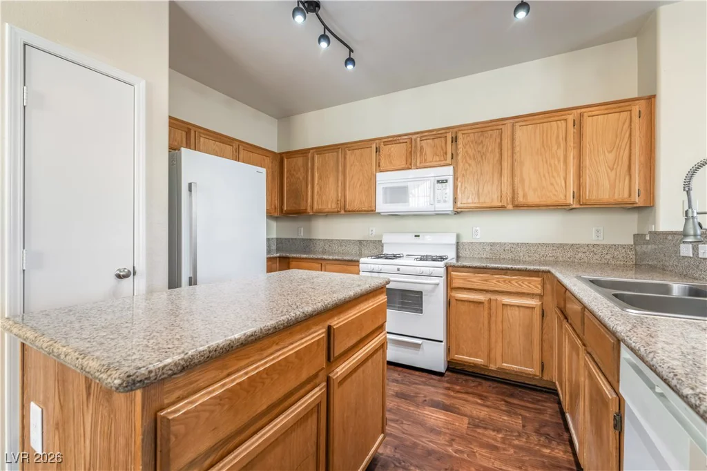 2528 Living Rock, Las Vegas, NV 89106