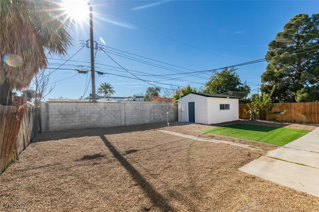 1120 Norman, Las Vegas, NV 89104