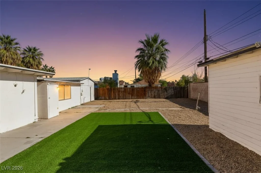 1120 Norman, Las Vegas, NV 89104