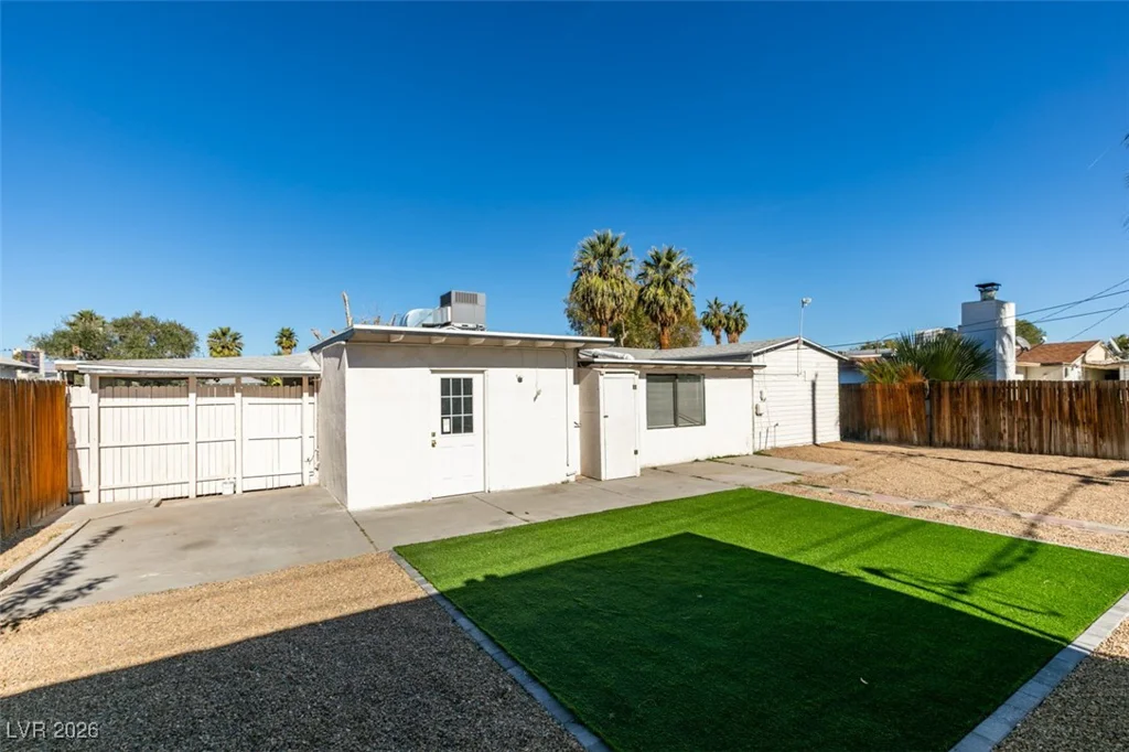 1120 Norman, Las Vegas, NV 89104