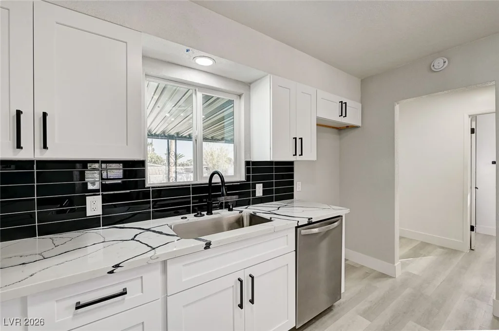 700 Easy, Las Vegas, NV 89107