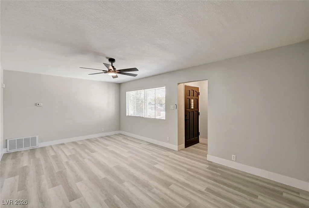 700 Easy, Las Vegas, NV 89107