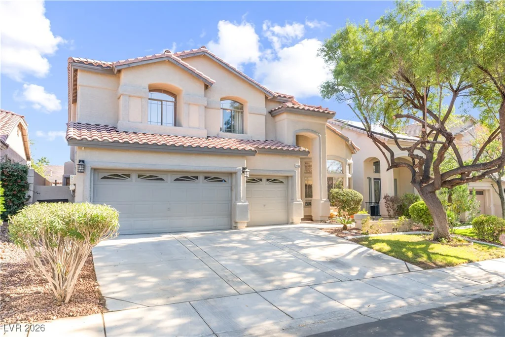 2766 Glen Port, Las Vegas, NV 89135