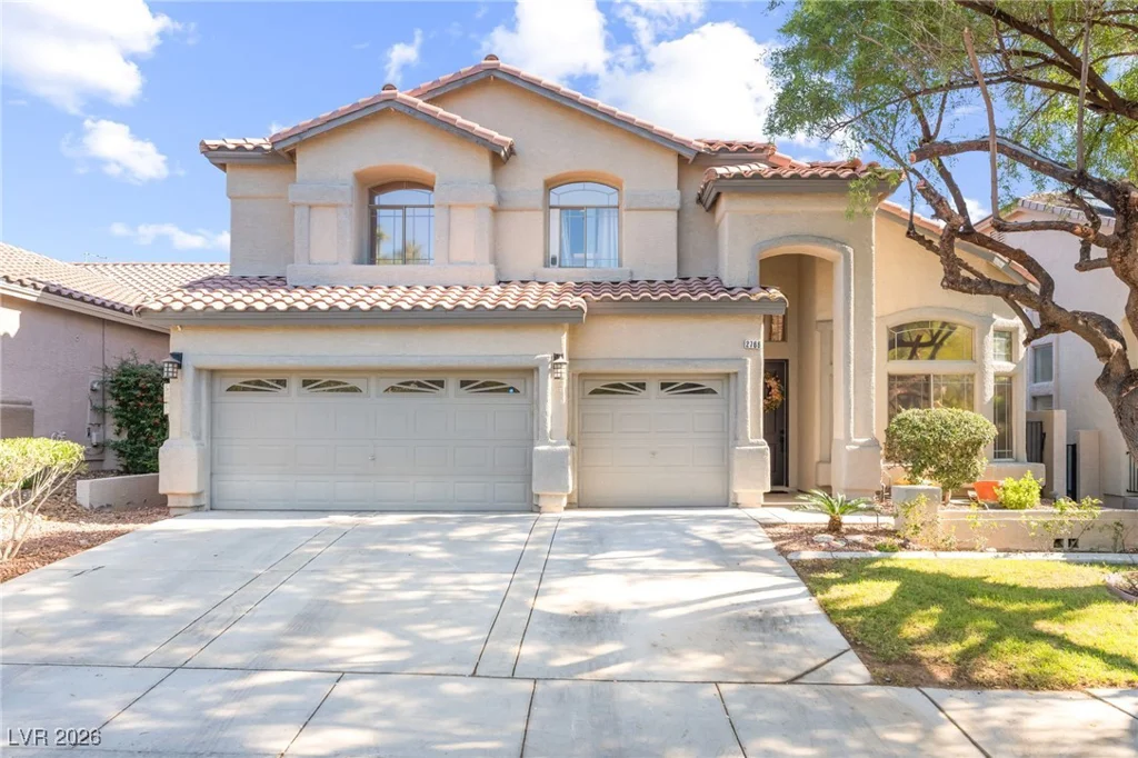 2766 Glen Port, Las Vegas, NV 89135