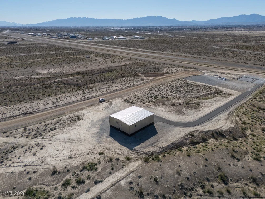 1180 Airplane, Pahrump, NV 89060